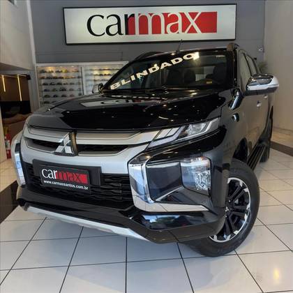 MITSUBISHI L200 TRITON 2.4 16V TURBO DIESEL SPORT HPE CD 4P 4X4 AUTOMÁTICO